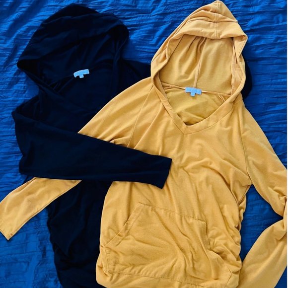 Maternity Clothes Bundle - Picture 3 of 3